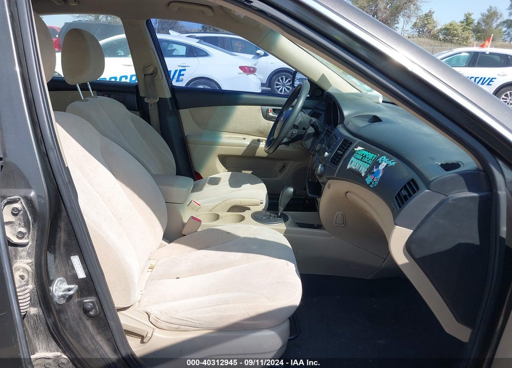 2010 KIA OPTIMA LX VIN: KNAGG4A81A5405095
