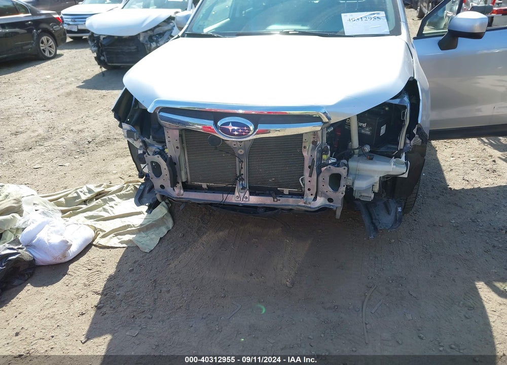 2014 SUBARU FORESTER 2.5I PREMIUM VIN: JF2SJAECXEH456371