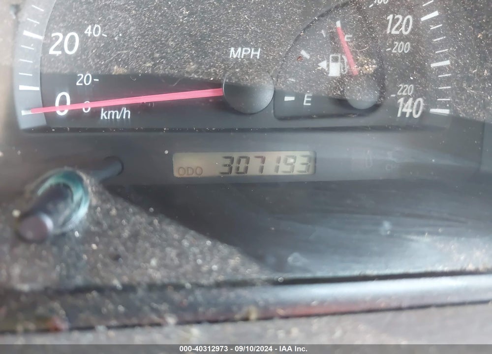 2002 TOYOTA CAMRY LE VIN: 4T1BE32K12U500346
