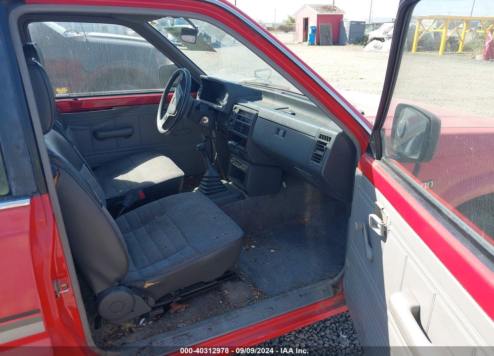 1987 MAZDA B2000 CAB PLUS VIN: JM2UF3118H0535366