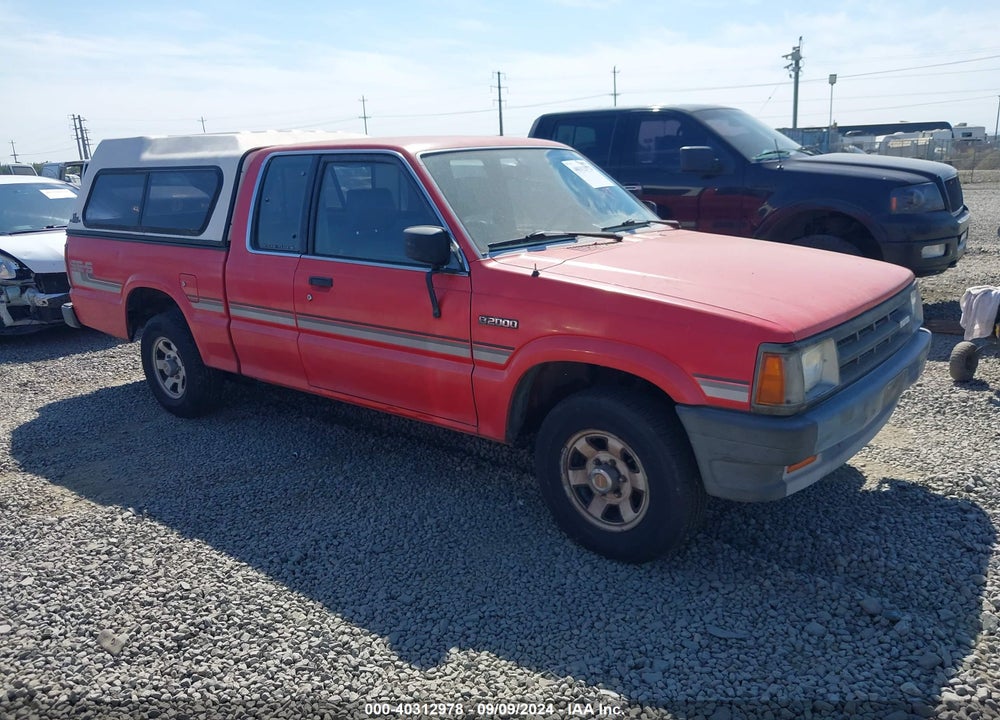 1987 MAZDA B2000 CAB PLUS VIN: JM2UF3118H0535366