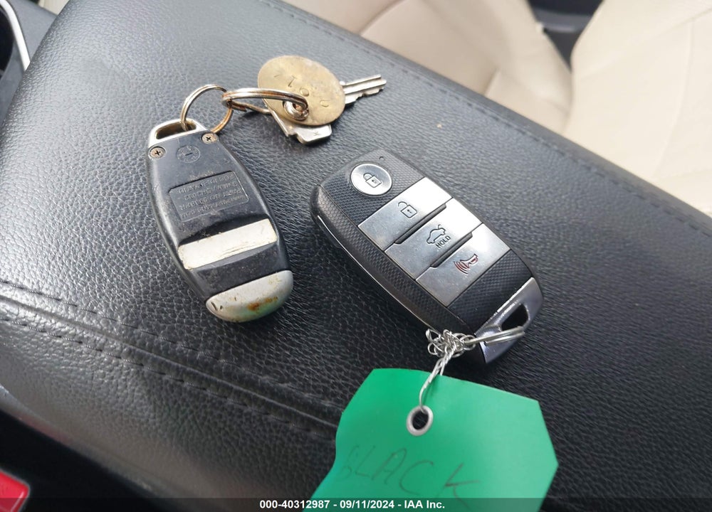2014 KIA OPTIMA HYBRID EX VIN: KNAGN4AD1E5074558