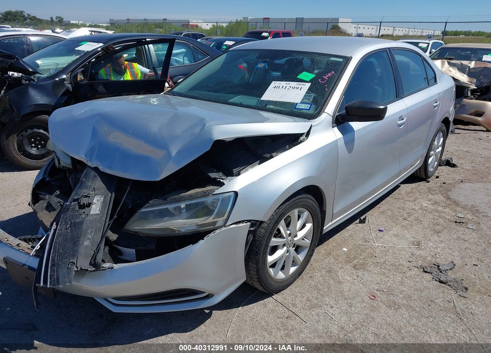 2015 VOLKSWAGEN JETTA 1.8T SE VIN: 3VWD17AJ8FM262494