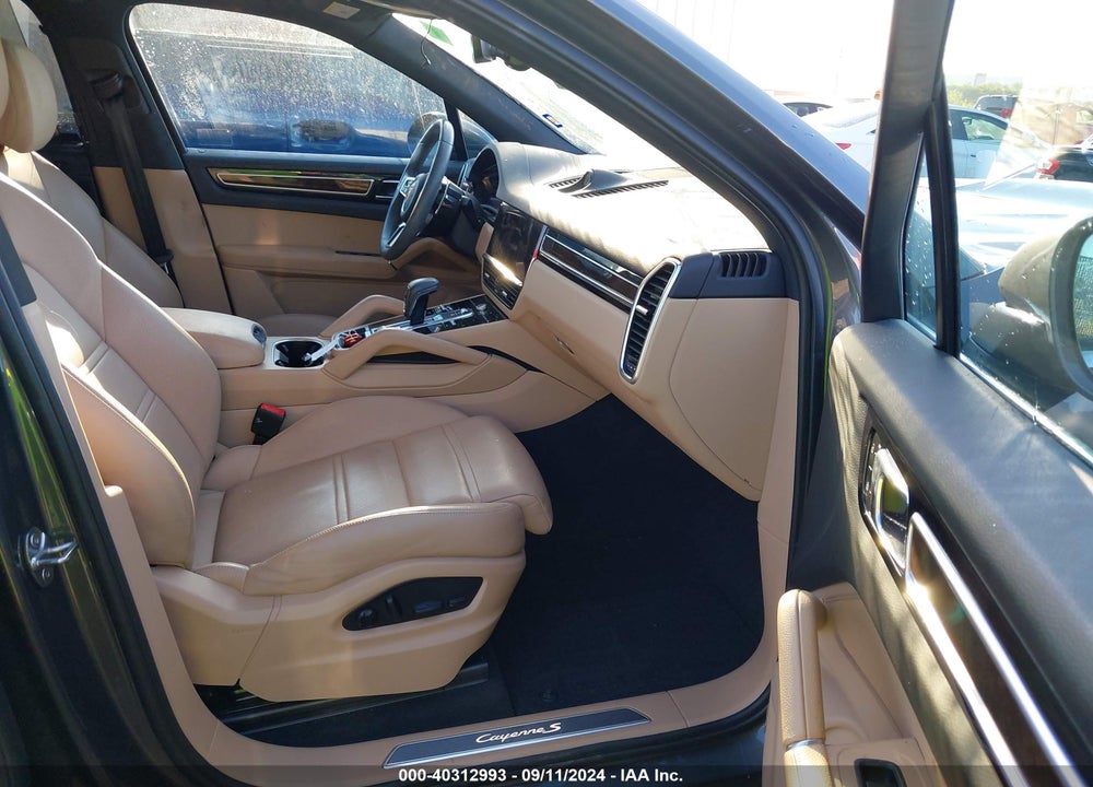 2023 PORSCHE CAYENNE S/S PLATINUM EDITION VIN: WP1AB2AY7PDA14428