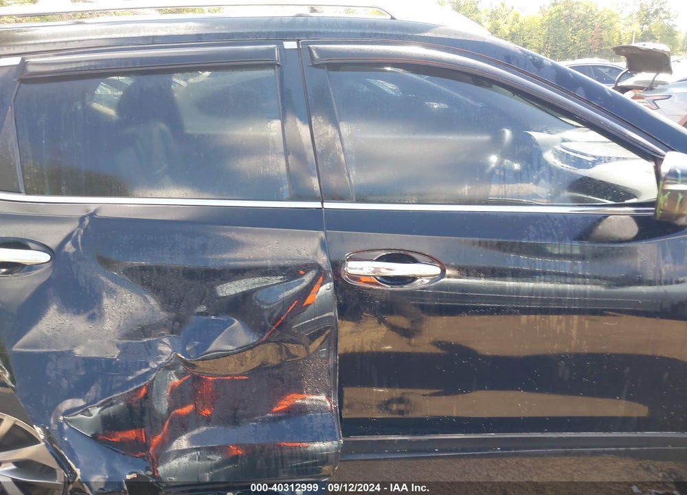 2015 NISSAN ROGUE SL VIN: 5N1AT2MV1FC923118