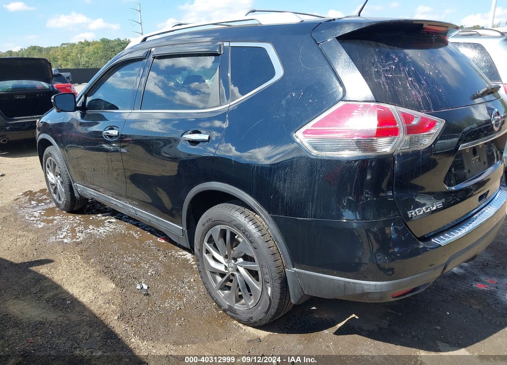 2015 NISSAN ROGUE SL VIN: 5N1AT2MV1FC923118