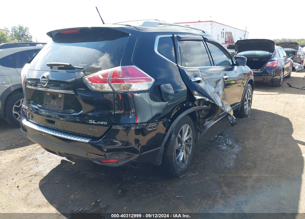 2015 NISSAN ROGUE SL VIN: 5N1AT2MV1FC923118