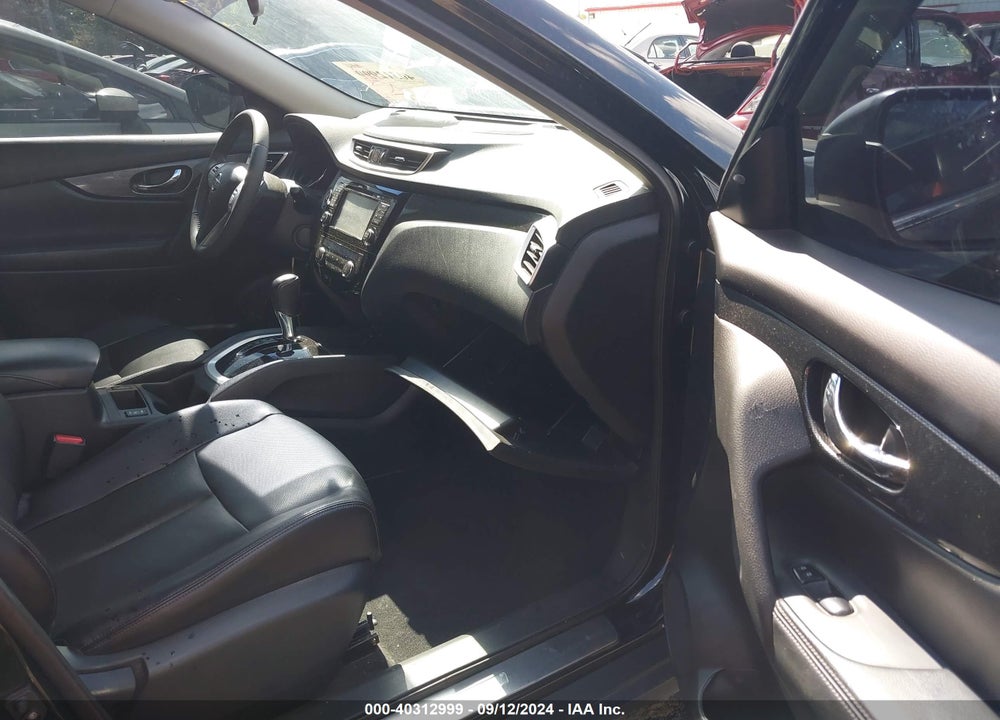 2015 NISSAN ROGUE SL VIN: 5N1AT2MV1FC923118