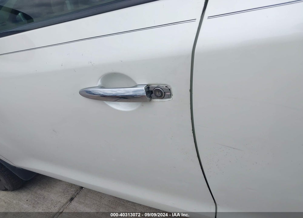 2009 NISSAN MURANO S VIN: JN8AZ18U09W102078
