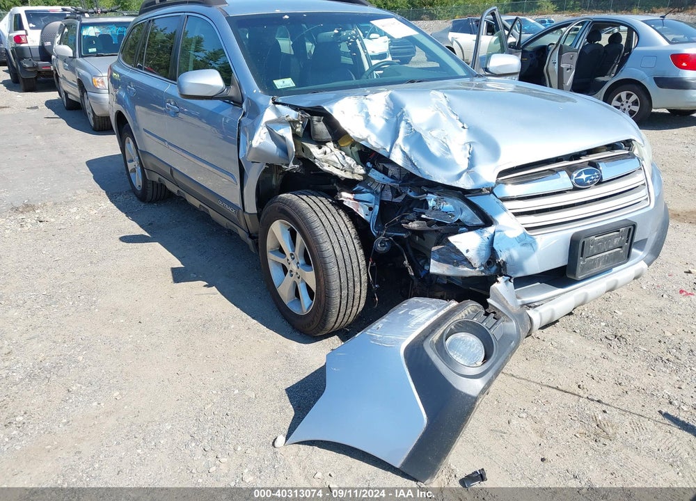 2013 SUBARU OUTBACK 2.5I LIMITED VIN: 4S4BRBJC1D3285603
