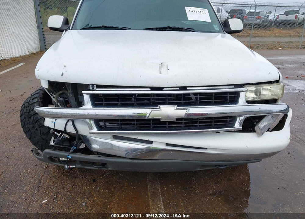 2004 CHEVROLET TAHOE LT VIN: 1GNEK13T54R252864