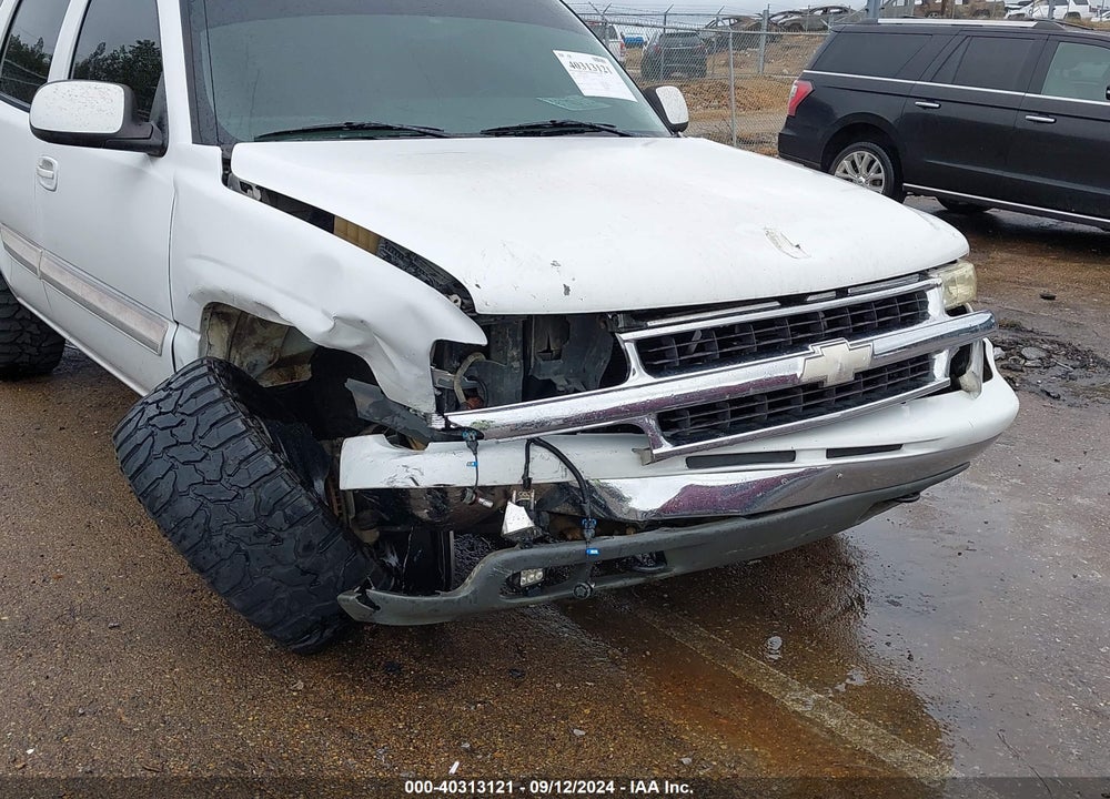 2004 CHEVROLET TAHOE LT VIN: 1GNEK13T54R252864