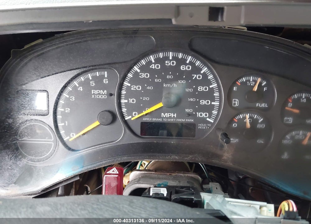 2002 CHEVROLET TAHOE LT VIN: 1GNEK13Z12J297414