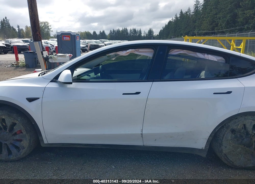 2021 TESLA MODEL Y PERFORMANCE DUAL MOTOR ALL-WHEEL DRIVE VIN: 5YJYGDEF6MF266875