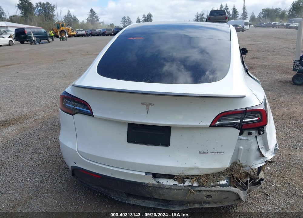 2021 TESLA MODEL Y PERFORMANCE DUAL MOTOR ALL-WHEEL DRIVE VIN: 5YJYGDEF6MF266875