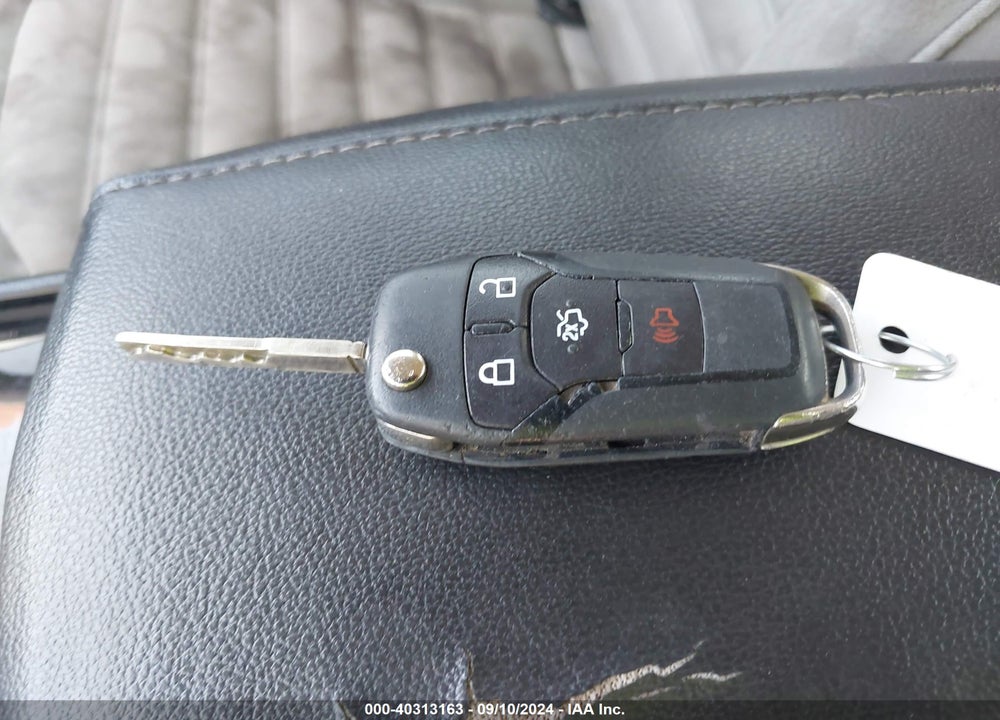 2015 FORD FUSION S VIN: 3FA6P0G7XFR123876