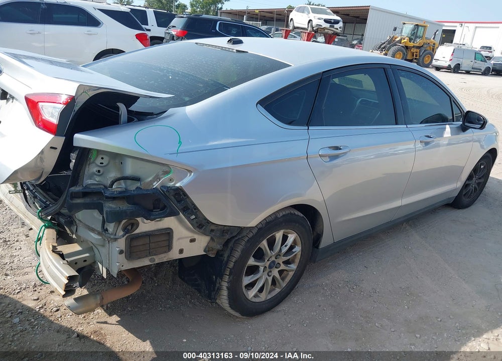 2015 FORD FUSION S VIN: 3FA6P0G7XFR123876