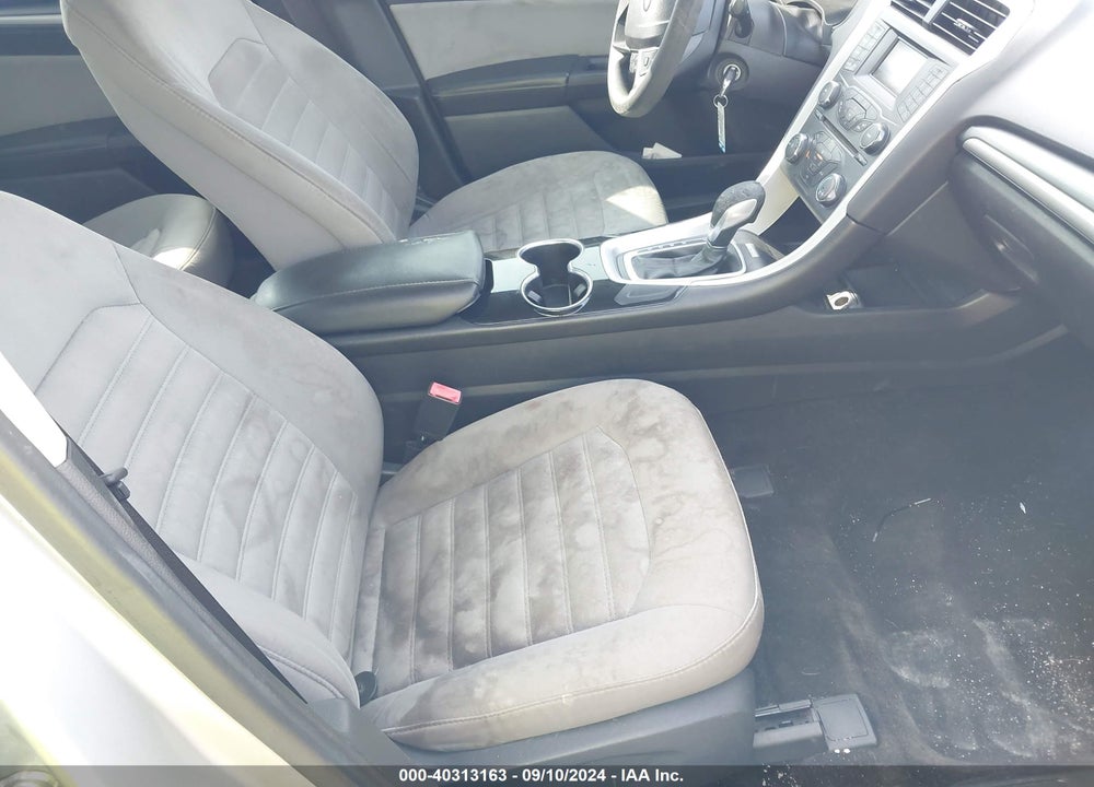 2015 FORD FUSION S VIN: 3FA6P0G7XFR123876