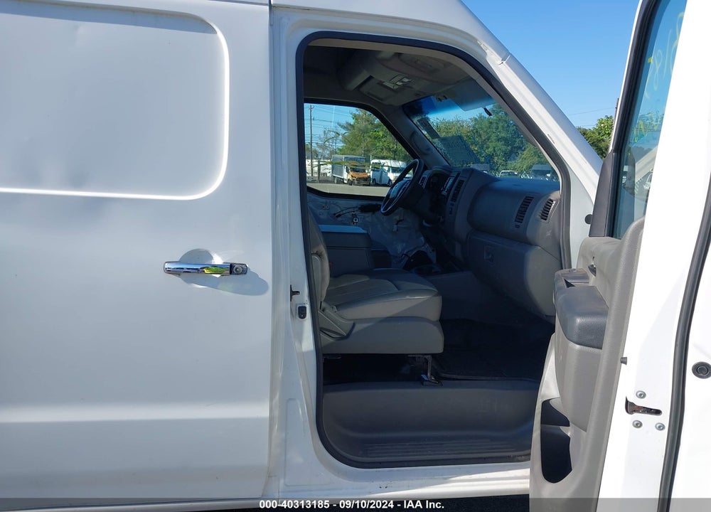 2017 NISSAN NV CARGO NV3500 HD SL V8 VIN: 1N6AF0LY4HN811154