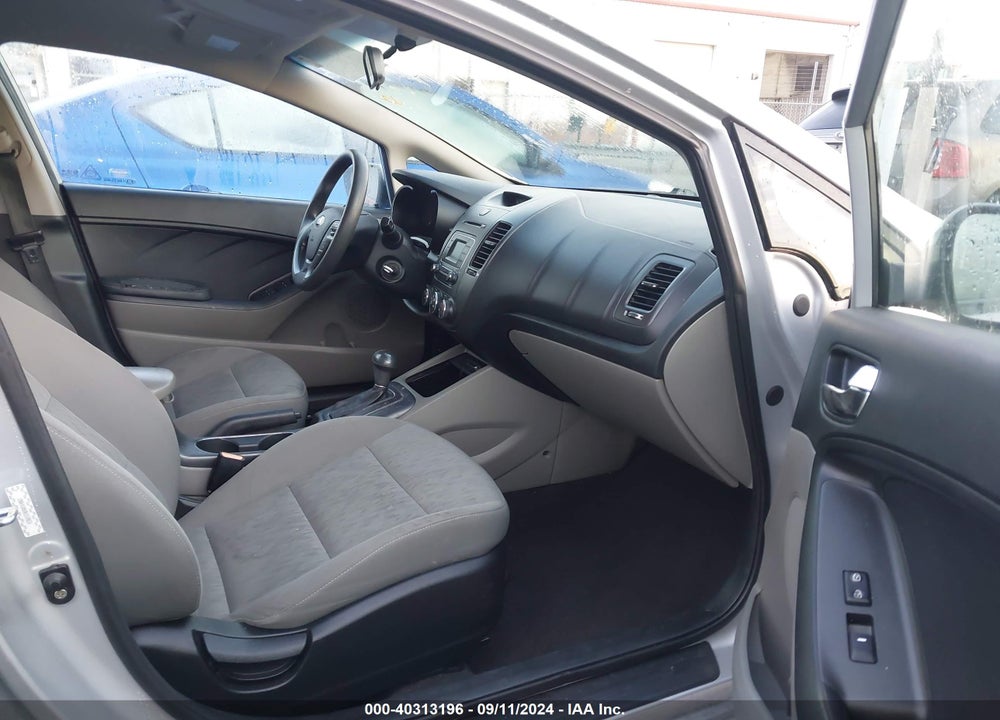 2016 KIA FORTE LX VIN: KNAFK4A60G5518831