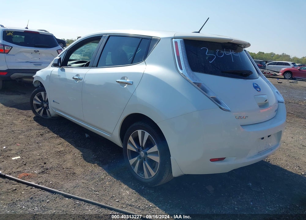 2015 NISSAN LEAF SL VIN: 1N4AZ0CP3FC304472