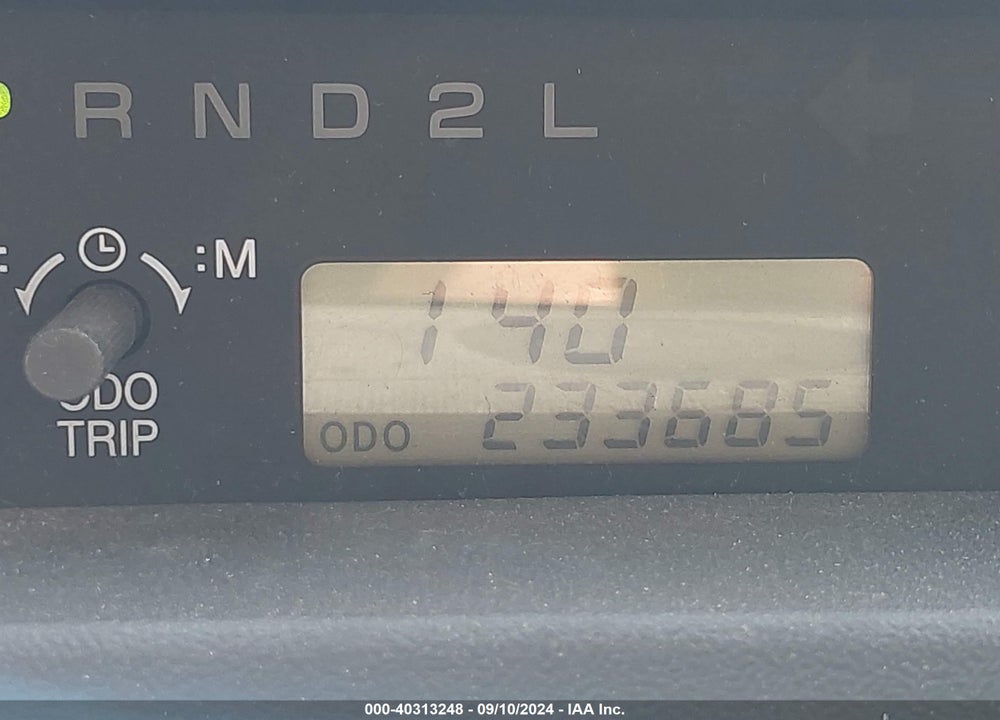 2005 SCION XB VIN: JTLKT324850197805