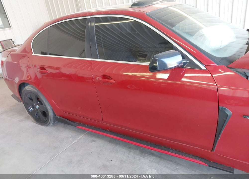 2007 BMW 525XI VIN: WBANF33517CW69333