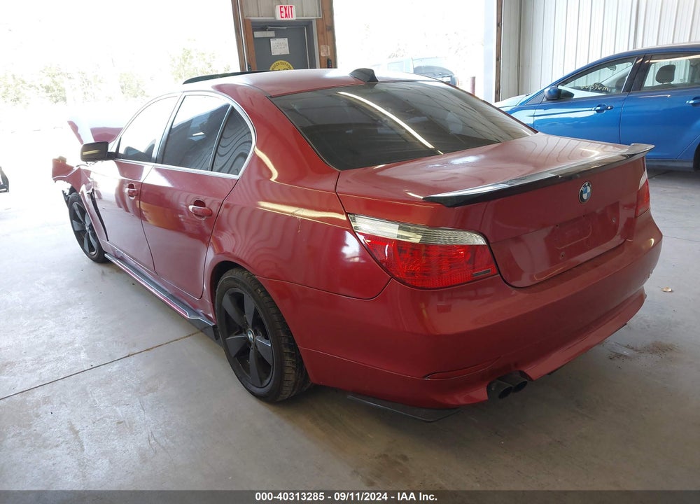 2007 BMW 525XI VIN: WBANF33517CW69333