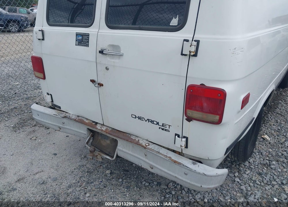 1994 CHEVROLET G20 VIN: 1GCEG25K4RF167608