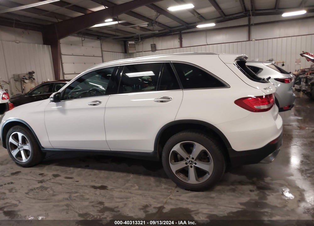 2017 MERCEDES-BENZ GLC 300 4MATIC VIN: WDC0G4KB1HF249458