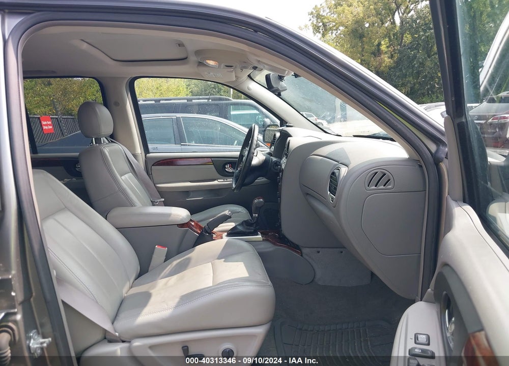 2005 GMC ENVOY SLT VIN: 1GKDT13S652230945