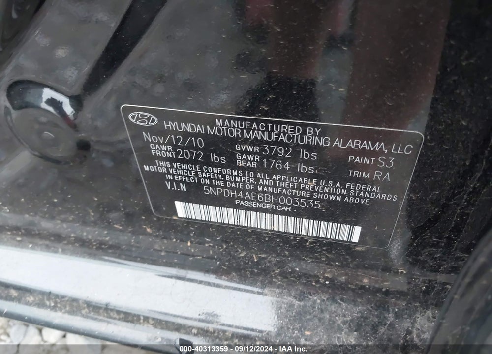 2011 HYUNDAI ELANTRA GLS VIN: 5NPDH4AE6BH003535