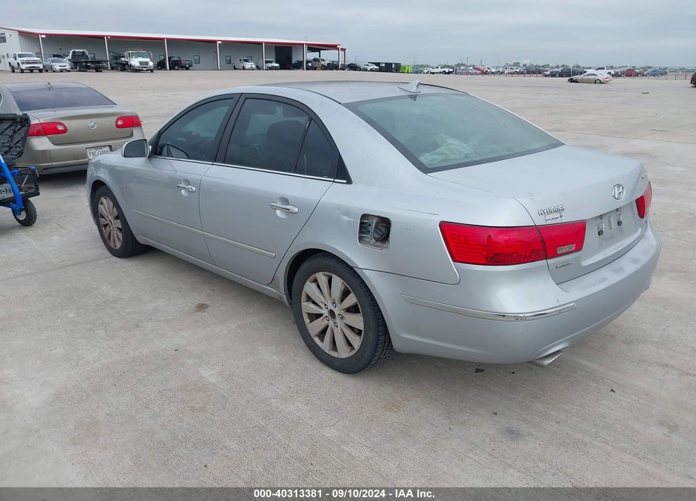 2009 HYUNDAI SONATA LIMITED V6 VIN: 5NPEU46F09H556211
