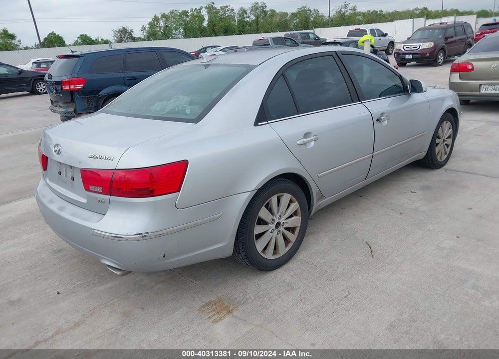 2009 HYUNDAI SONATA LIMITED V6 VIN: 5NPEU46F09H556211