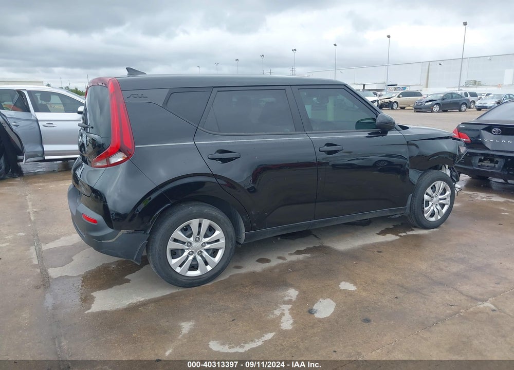 2021 KIA SOUL LX VIN: KNDJ23AUXM7786081