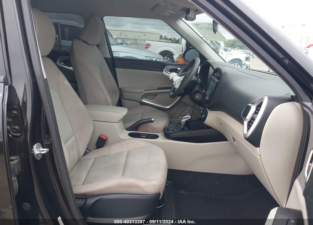 2021 KIA SOUL LX VIN: KNDJ23AUXM7786081