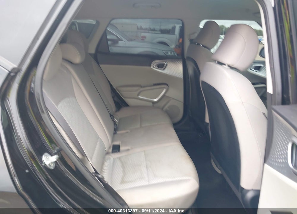 2021 KIA SOUL LX VIN: KNDJ23AUXM7786081
