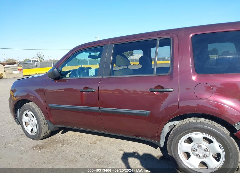 2013 HONDA PILOT LX VIN: 5FNYF4H29DB068108