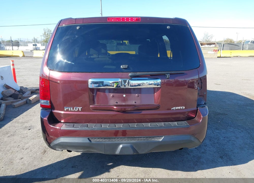 2013 HONDA PILOT LX VIN: 5FNYF4H29DB068108