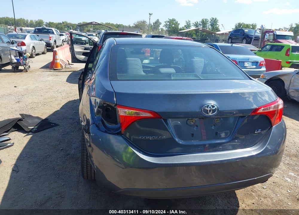 2017 TOYOTA COROLLA LE VIN: 2T1BURHE5HC844117