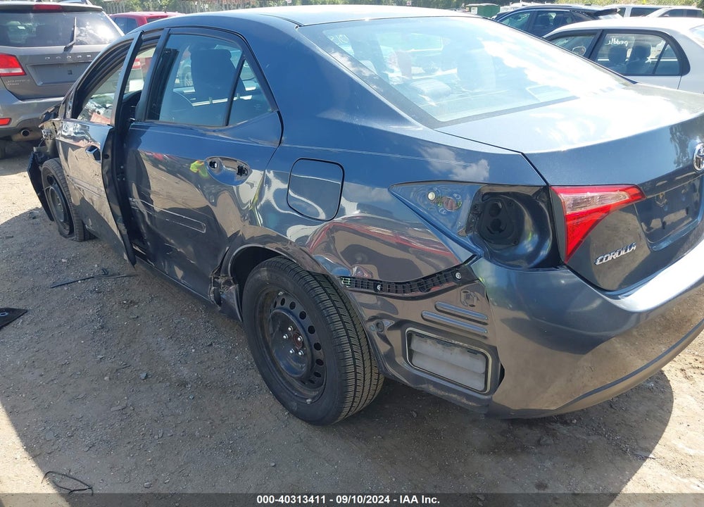 2017 TOYOTA COROLLA LE VIN: 2T1BURHE5HC844117