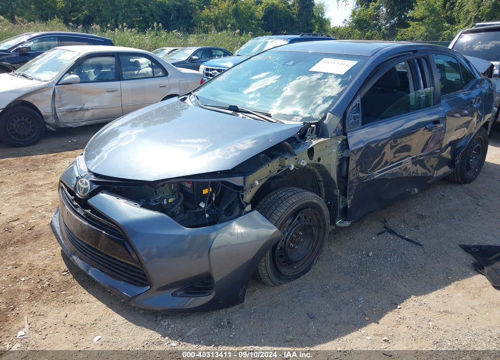 2017 TOYOTA COROLLA LE VIN: 2T1BURHE5HC844117