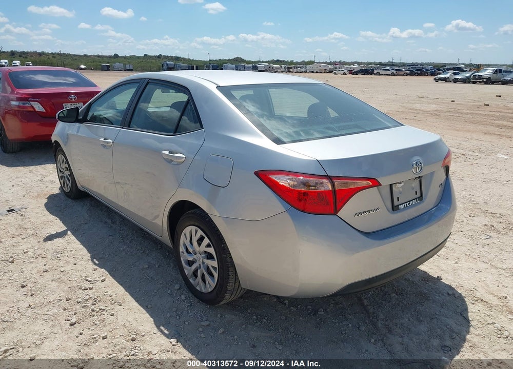 2017 TOYOTA COROLLA LE VIN: 5YFBURHE4HP681783