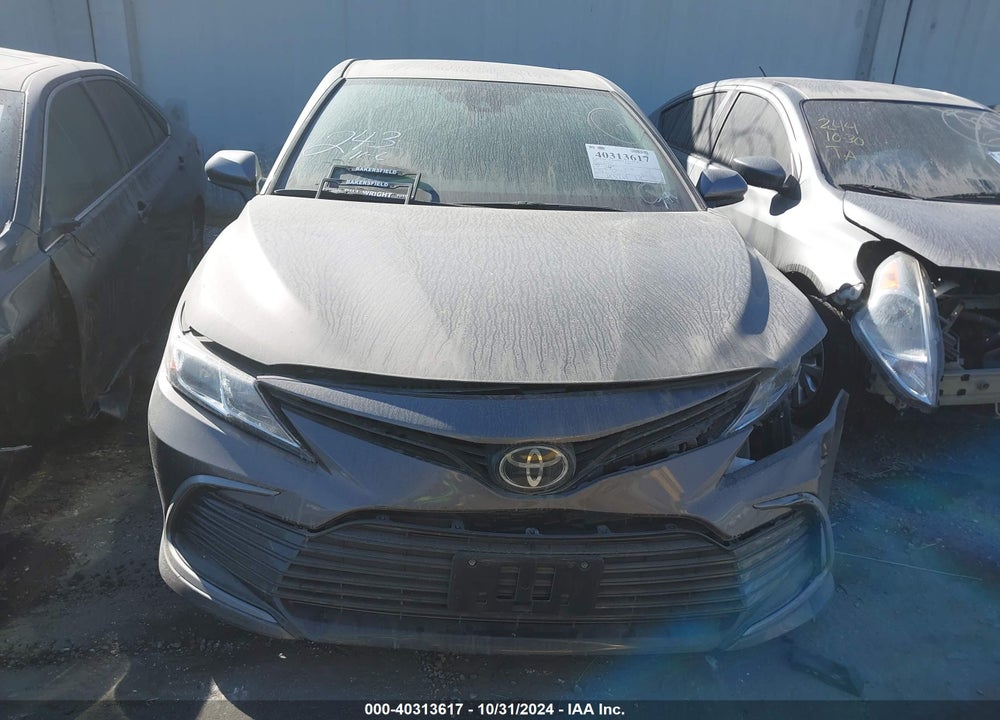 2022 TOYOTA CAMRY LE VIN: 4T1C11AK7NU693516