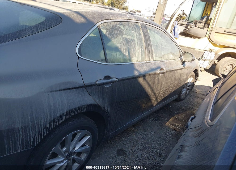 2022 TOYOTA CAMRY LE VIN: 4T1C11AK7NU693516