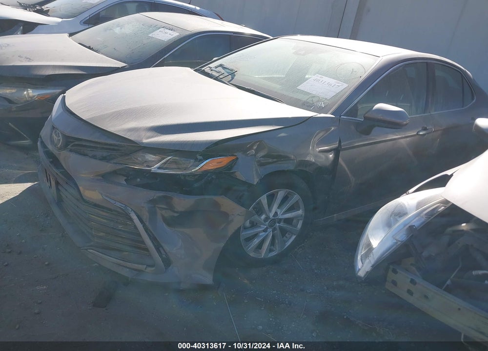 2022 TOYOTA CAMRY LE VIN: 4T1C11AK7NU693516