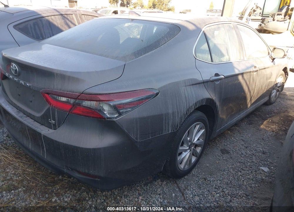 2022 TOYOTA CAMRY LE VIN: 4T1C11AK7NU693516