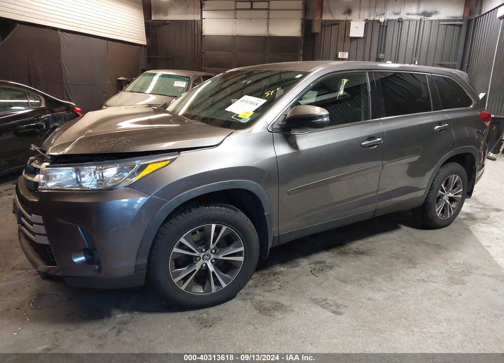 2019 TOYOTA HIGHLANDER LE VIN: 5TDBZRFHXKS995600