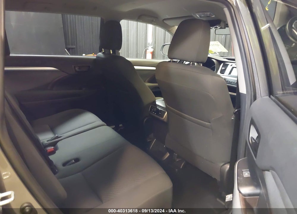 2019 TOYOTA HIGHLANDER LE VIN: 5TDBZRFHXKS995600