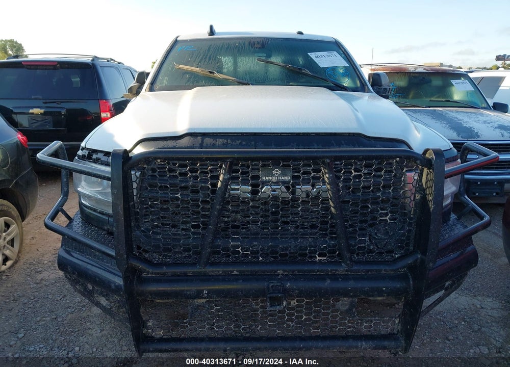 2022 RAM 2500 TRADESMAN 4X4 8' BOX VIN: 3C6UR5HJ7NG251545